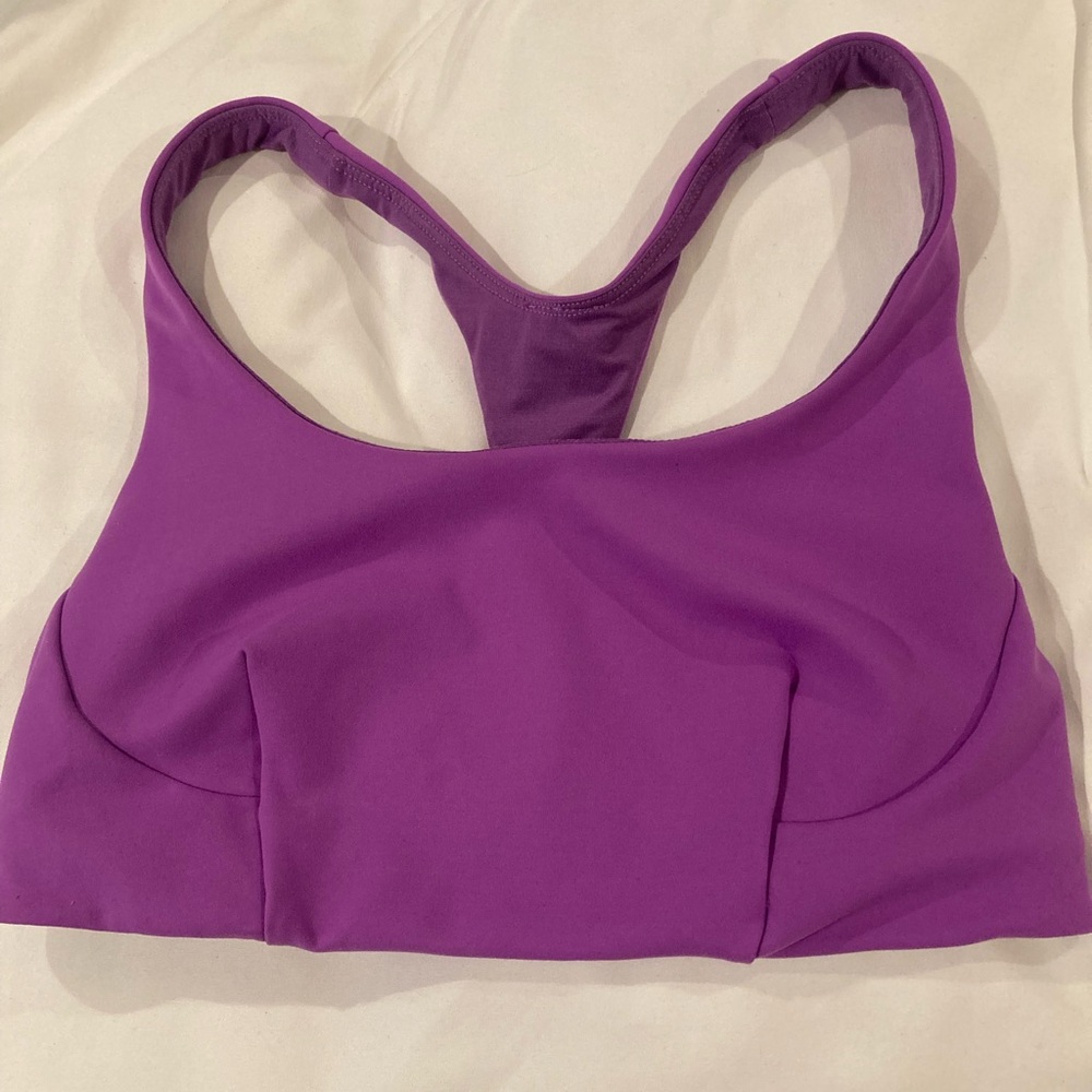 Lululemon Women's Purple Sports Bra size 8